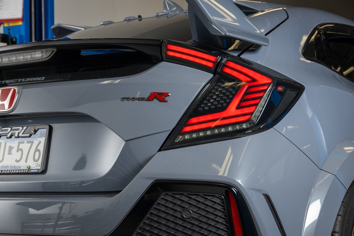 OLM Select V1 Pulse LED Taillights - 16 - 21 Honda Civic Hatchback - JDMuscleOLME.19011.1