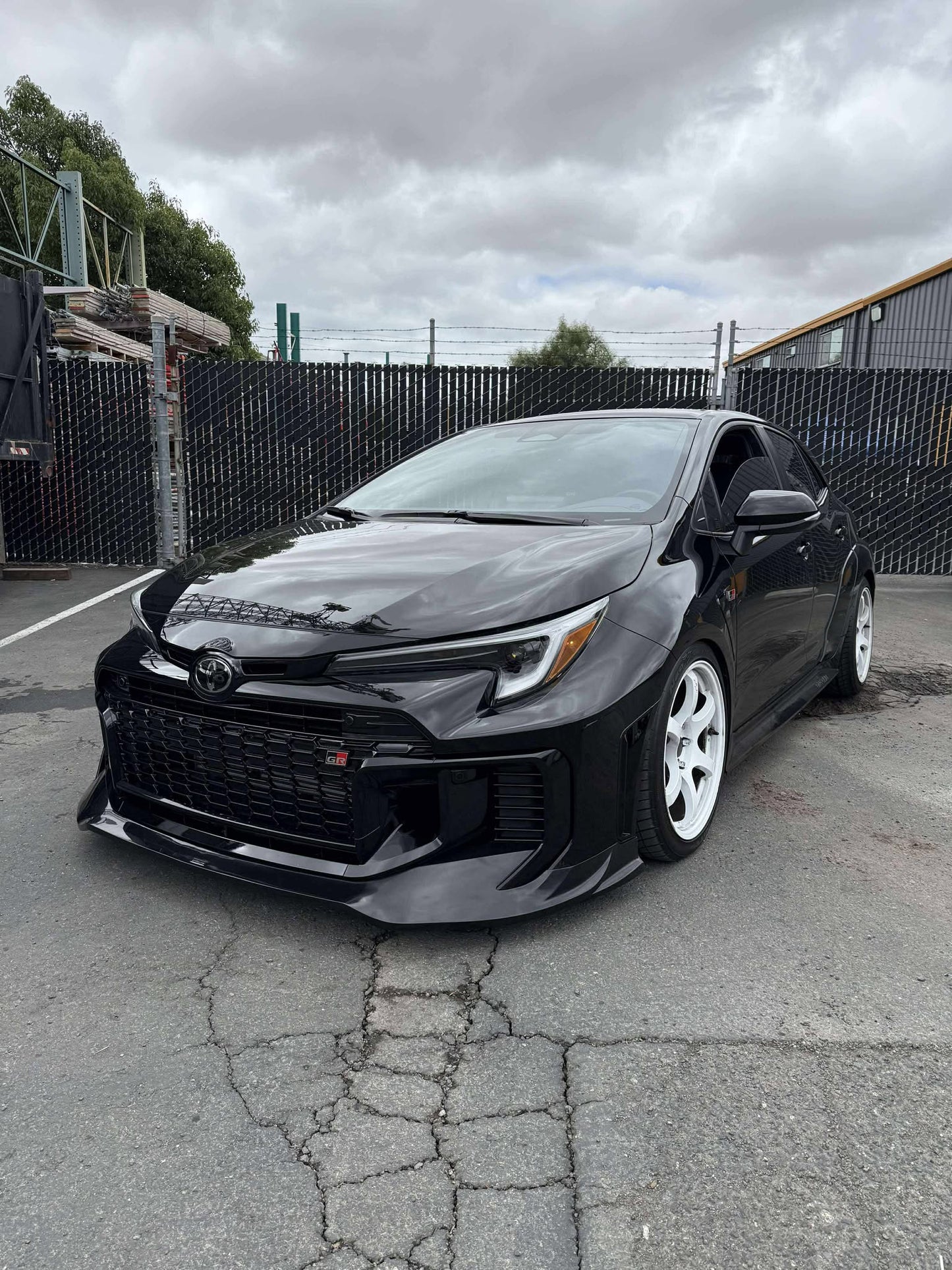 Epsilon+ [25-26 GR COROLLA KOUKI] Front Lip