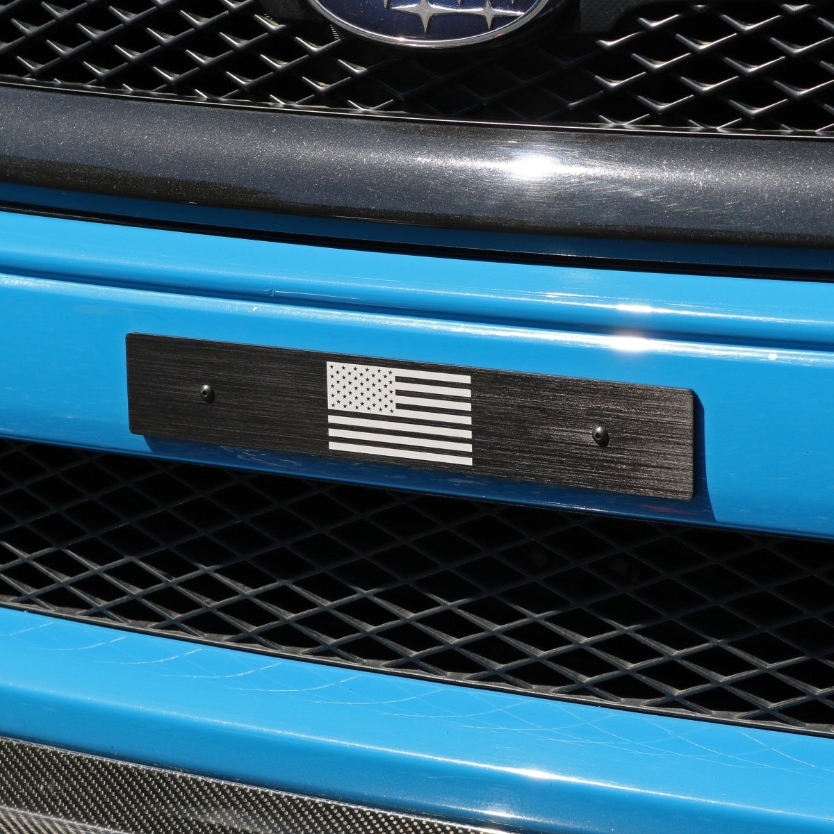 Billetworkz "American Flag - Classic" License Plate Delete - JDMuscleLicense Plate HolderbwzBW-LPD-FLGC-USUniversal Fitment: Holes 7" Apart (U.S. License Plate Mounting)