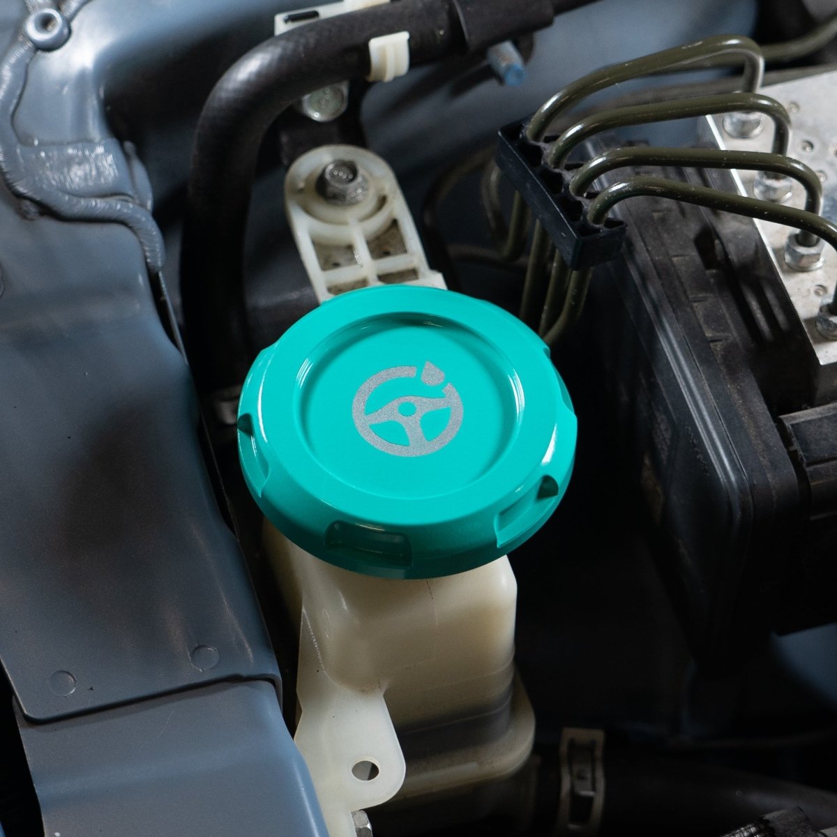 Billetworkz Engine Bay Caps - Subaru Forester XT 2009 - 2013 - JDMuscleEngine Bay CapsBW-EBCZR-SUB-FXT-HYTL-EHyper Teal