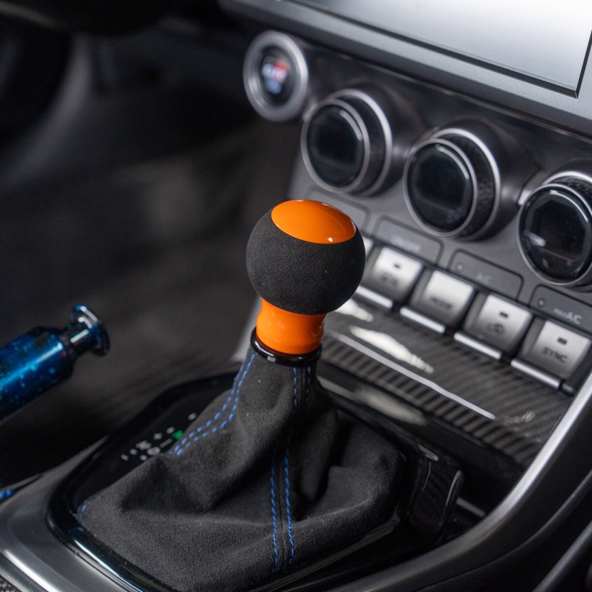 Billetworkz "Fusion" Automatic Shifter - BRZ / FR-S / 86 2013-2021 - JDMuscleShift KnobsBW-KNB-BRZA-NO-GORA-FUAGloss OrangeAlcantara