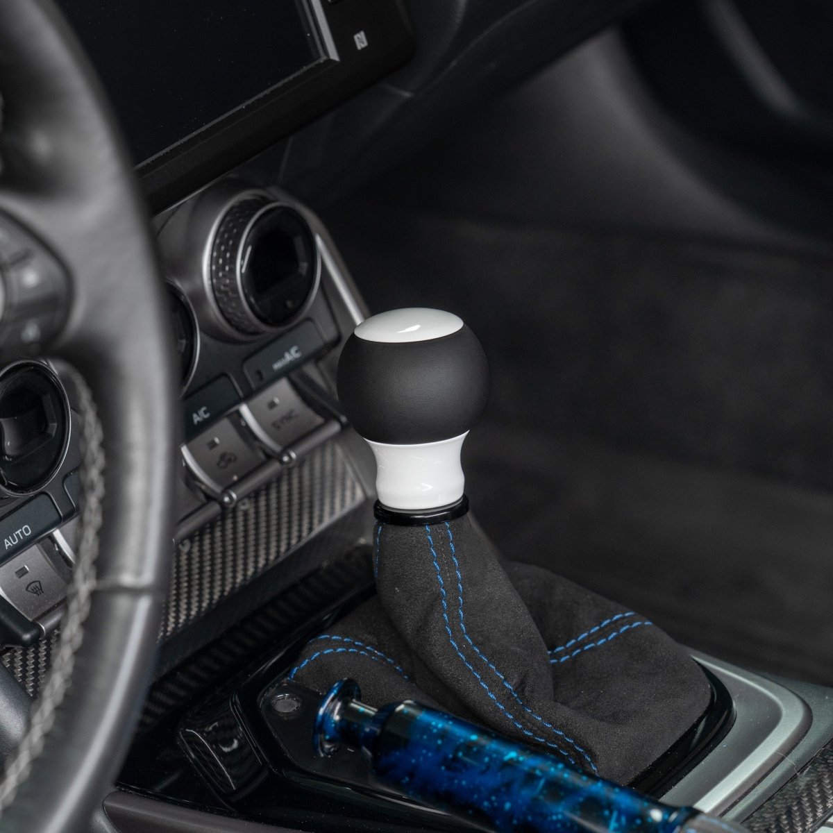 Billetworkz "Fusion" Automatic Shifter - BRZ / FR-S / 86 2013-2021 - JDMuscleShift KnobsBW-KNB-BRZA-NO-GWHT-FULGloss WhiteLeather