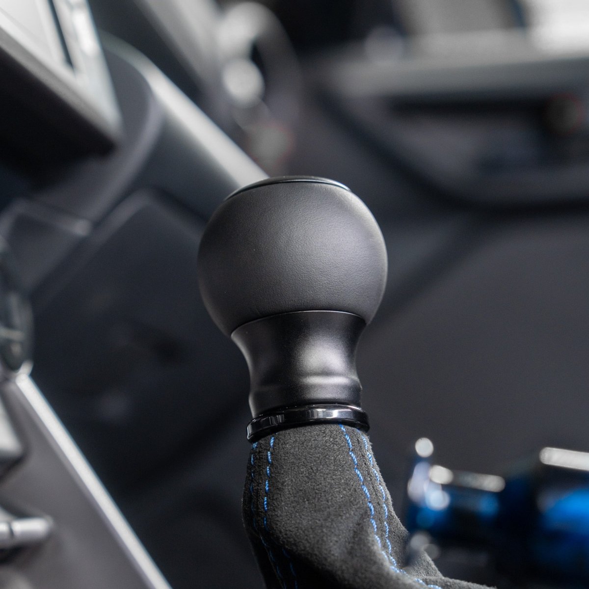 Billetworkz "Fusion" Automatic Shifter - BRZ / FR-S / 86 2013-2021 - JDMuscleShift KnobsBW-KNB-BRZA-NO-MBLK-FULMatte BlackLeather