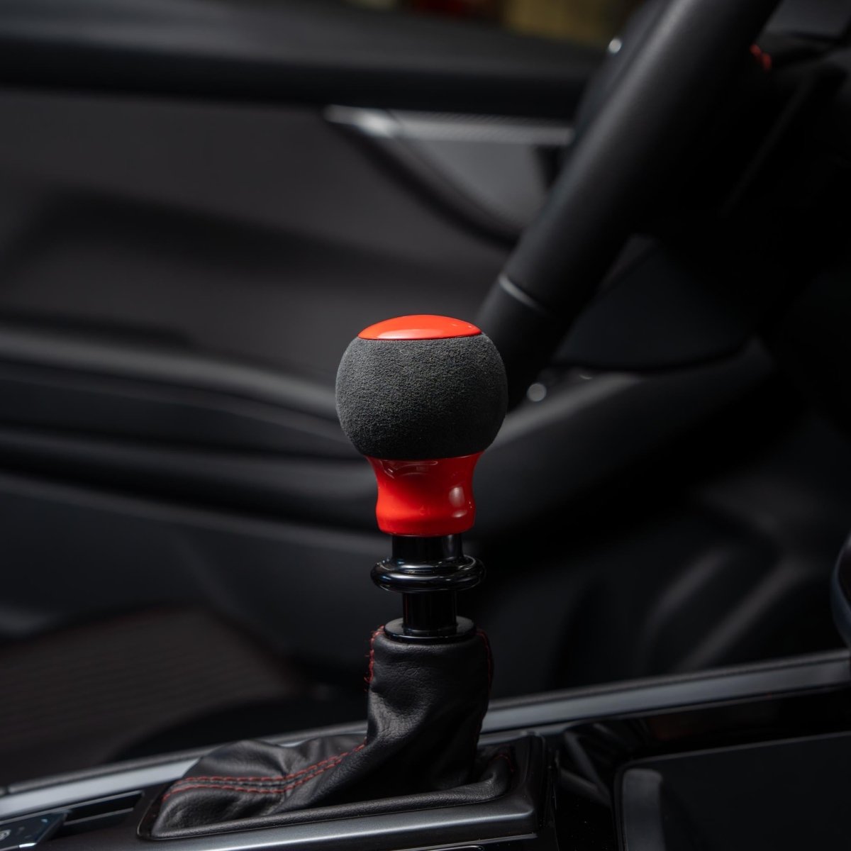 Billetworkz "Fusion" Shift Knob - Fits Subaru CVT: WRX (15–21), Crosstrek (13–23), Forester (14–18), Impreza (12–23), Legacy/Outback (10–14) - JDMuscleShift Knobbwzsku-46863711371546Rainbow SparkleLeatherBlack - Yes my car has a shift boot