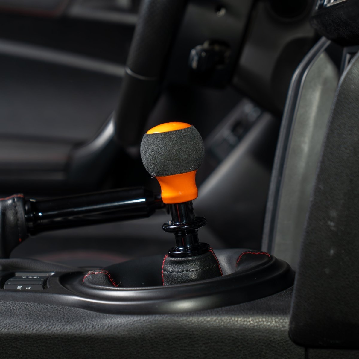 Billetworkz “Fusion” Weighted Shift Knob - BRZ / FR - S / 86 2013 - 2021 (6 - Speed) - JDMuscleShift KnobBW-KNB-BRZ1-NO-GORA-FUAGloss OrangeAlcantaraNo Shift Pattern