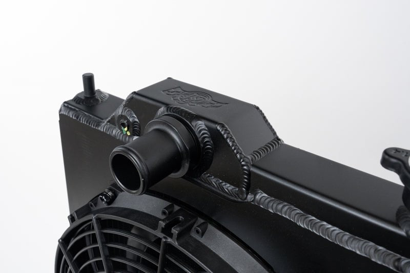 CSF 96 - 07 Mitsubishi Evo 4/5/6/7/8/9 Full - Slim Radiator w/12in Fan & Shroud/ - 16AN - Black - JDMuscleNon - Categorizedcsf7075B