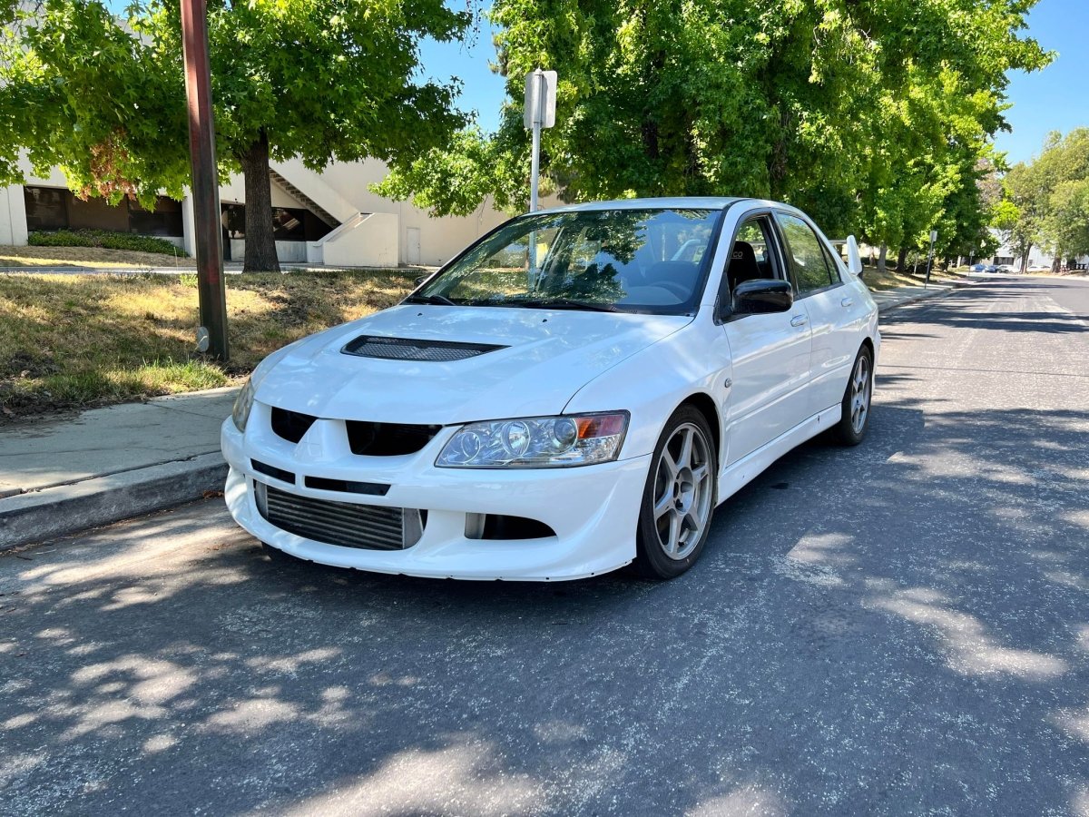 Epsilon+ [03-05 Evolution 8] Front Bumper - JDMuscleFront Bumpersku-41839549087788OE Replacement