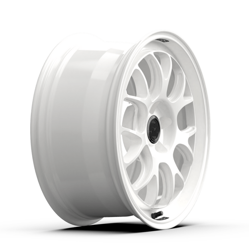 fifteen52 Apex RSR 18x9.5 5x114.3 38mm ET 73.1mm Center Bore Rally White - JDMuscleSPK758921