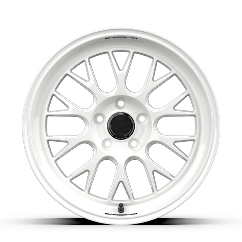 fifteen52 Holeshot RSR 18x9.5 5x114.3 38mm ET 73.1mm Center Bore Rally White - JDMuscleSPK758933