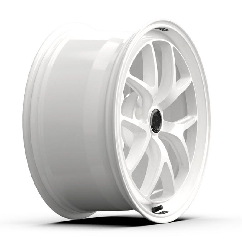 fifteen52 Sector RSR 19x9.5 5x114.3 38mm ET 73.1mm Center Bore Rally White - JDMuscleSPK756924
