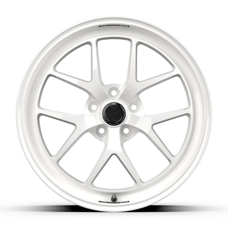 fifteen52 Sector RSR 19x9.5 5x114.3 38mm ET 73.1mm Center Bore Rally White - JDMuscleSPK756924