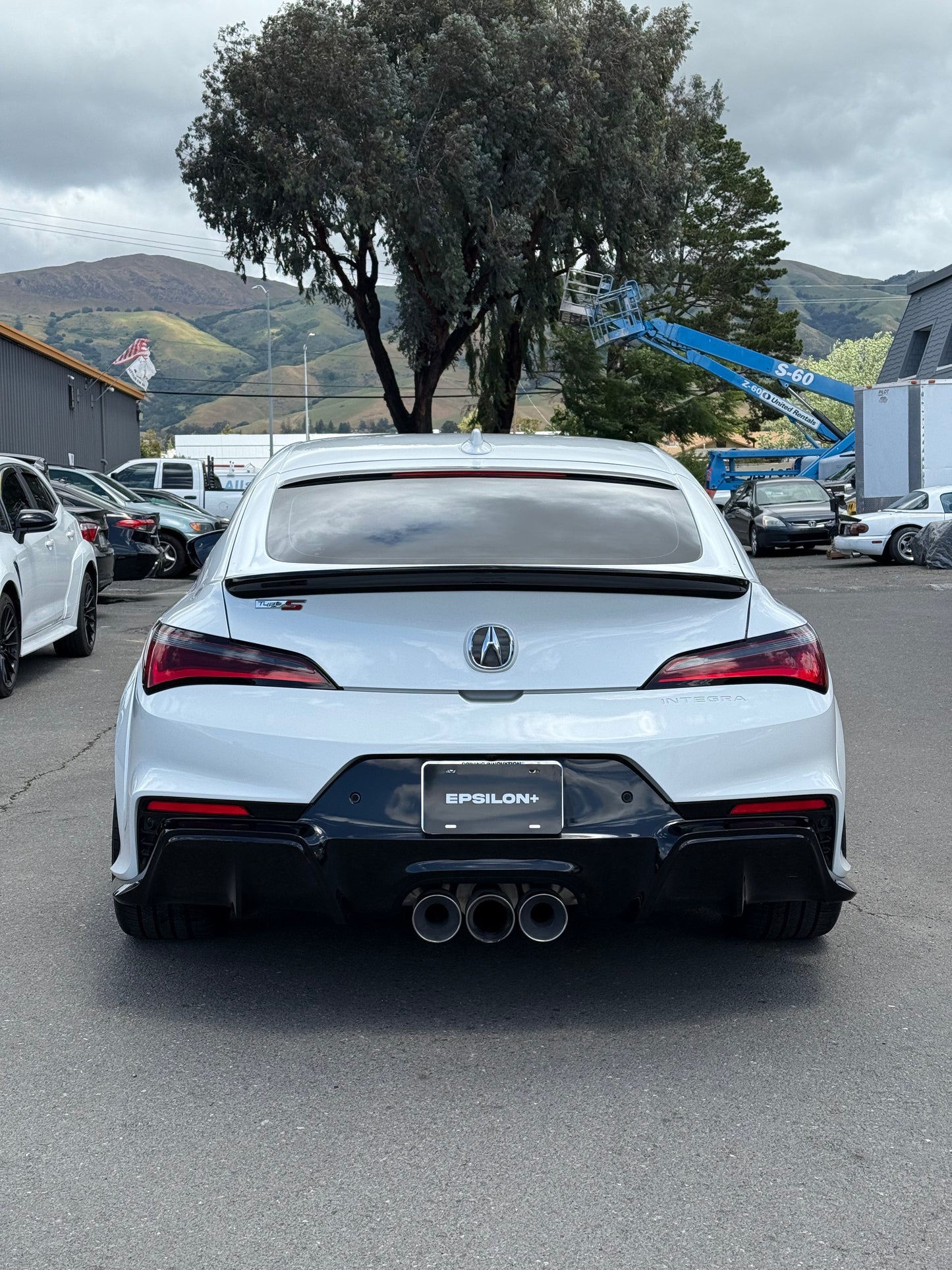 Epsilon+ [23-26 ACURA INTEGRA DE4/DE5] Rear Trunk Lip