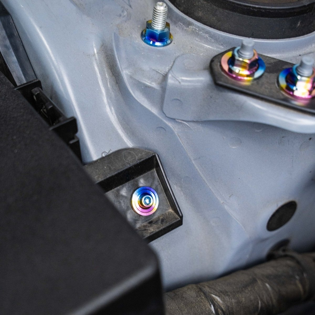 JDC Titanium Fuse Box Hardware (13 - 21 FRS/BRZ/86) - JDMuscleEngine Dress - UpJDC-TI-FRZ86-FB-HWBurnt