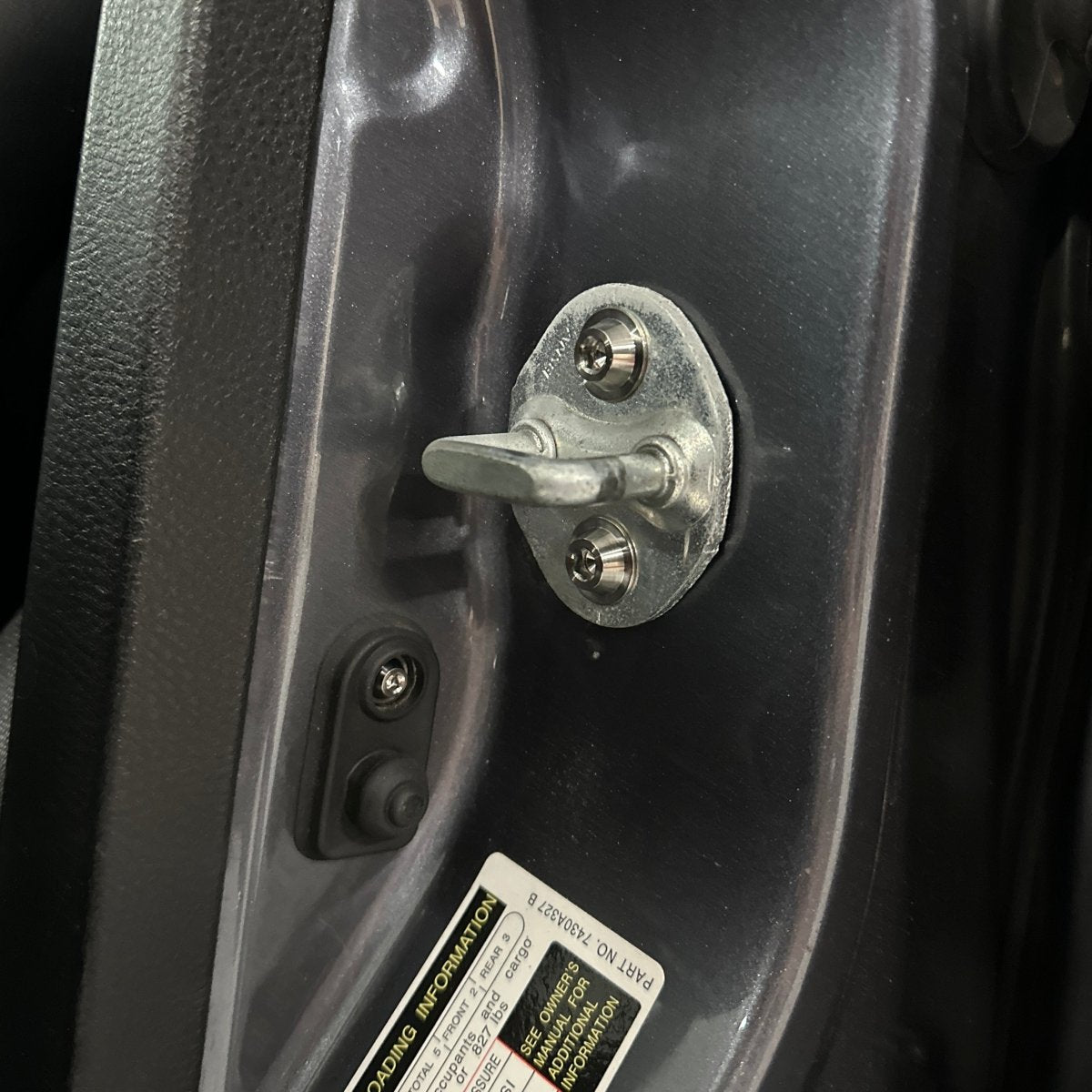 JDC Titanium Interior Door Hardware Kit (Evo 8/9) - JDMuscleInterior AccessoriesJDC-TI-EVO89-IDHK-FKFull Kit (Both Front & Rear Doors)Burnt