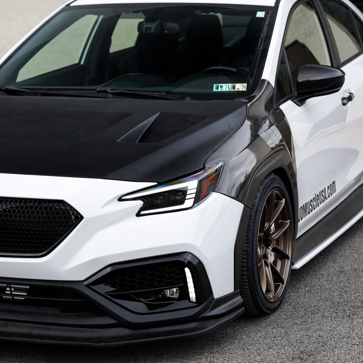 JDMuscle [22 - 25 WRX w/ FMIC] Carbon Fiber Scoopless Hood V1 - JDMuscleHoodsJDM-WRX22-HD-RV1CF2x2 Twill