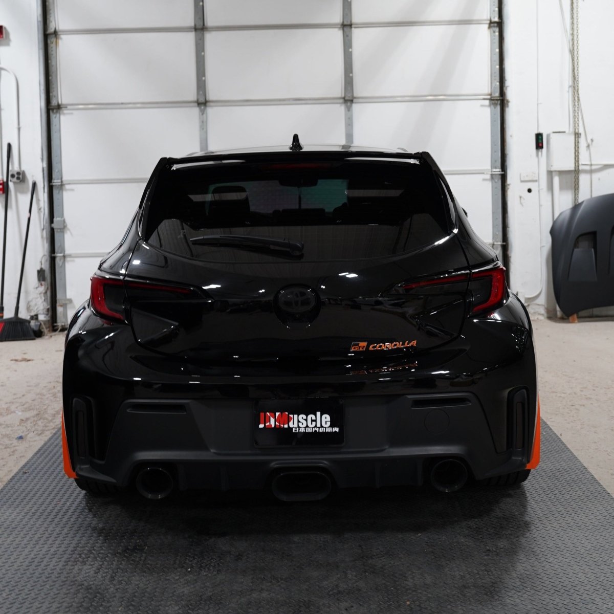 JDMuscle [23+ GR Corolla, 19+ Corolla Hatch] Spec C Spoiler - Paint Matched/Gloss Black/Carbon Fiber - JDMuscleSpoilers and WingsJDM-E210-SP-C040CFIce Cap 040Two Tone(Carbon Fiber Blade+Painted Sides)