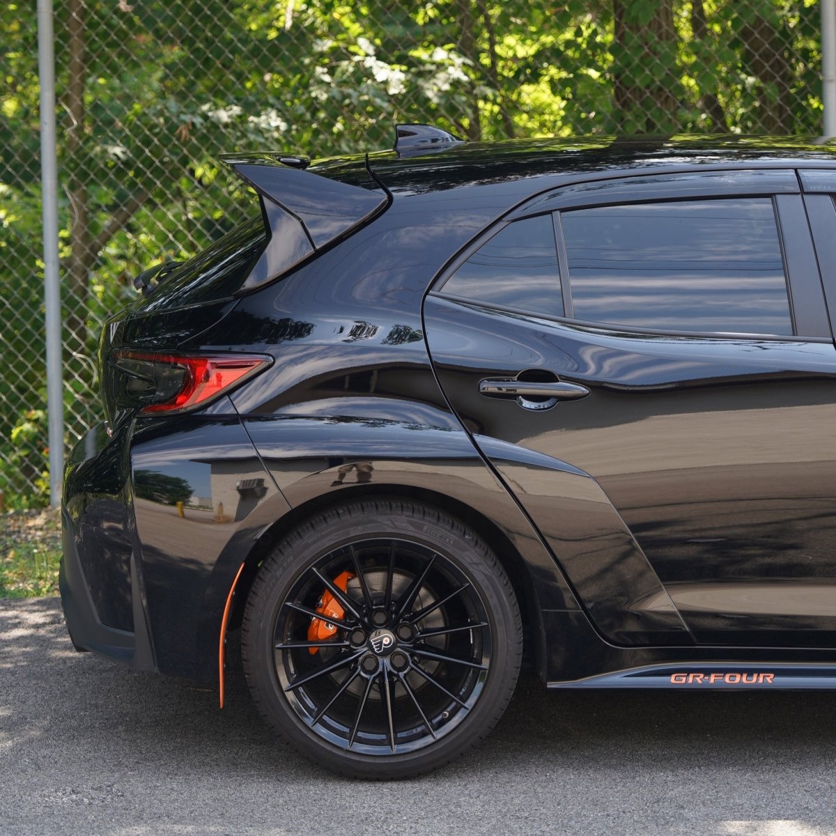 JDMuscle [23+ GR Corolla, 19+ Corolla Hatch] Spec C Spoiler - Paint Matched/Gloss Black/Carbon Fiber - JDMuscleSpoilers and WingsJDM-E210-SP-C040CFIce Cap 040Two Tone(Carbon Fiber Blade+Painted Sides)