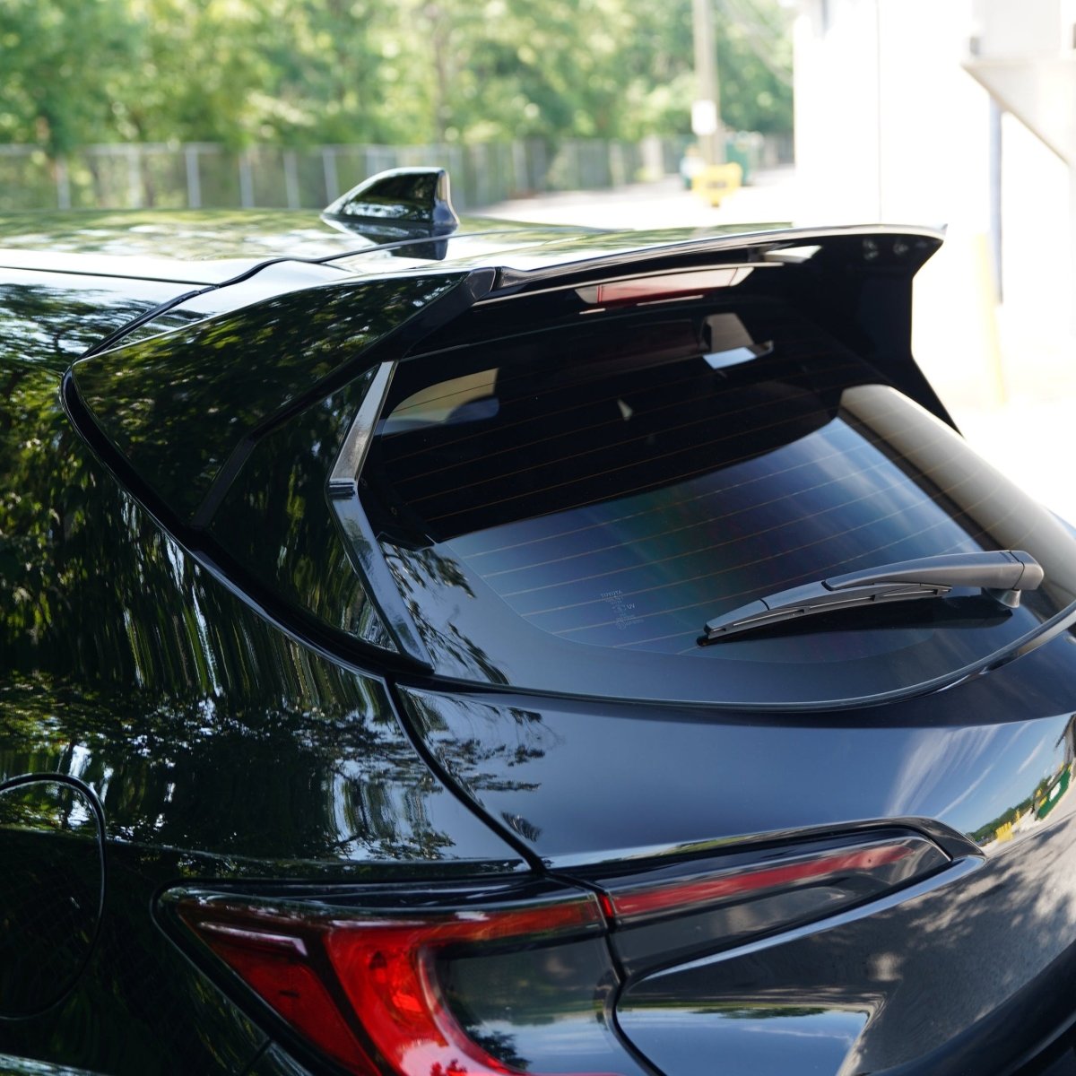 JDMuscle [23+ GR Corolla, 19+ Corolla Hatch] Spec C Spoiler - Paint Matched/Gloss Black/Carbon Fiber - JDMuscleSpoilers and WingsJDM-E210-SP-C040CFIce Cap 040Two Tone(Carbon Fiber Blade+Painted Sides)
