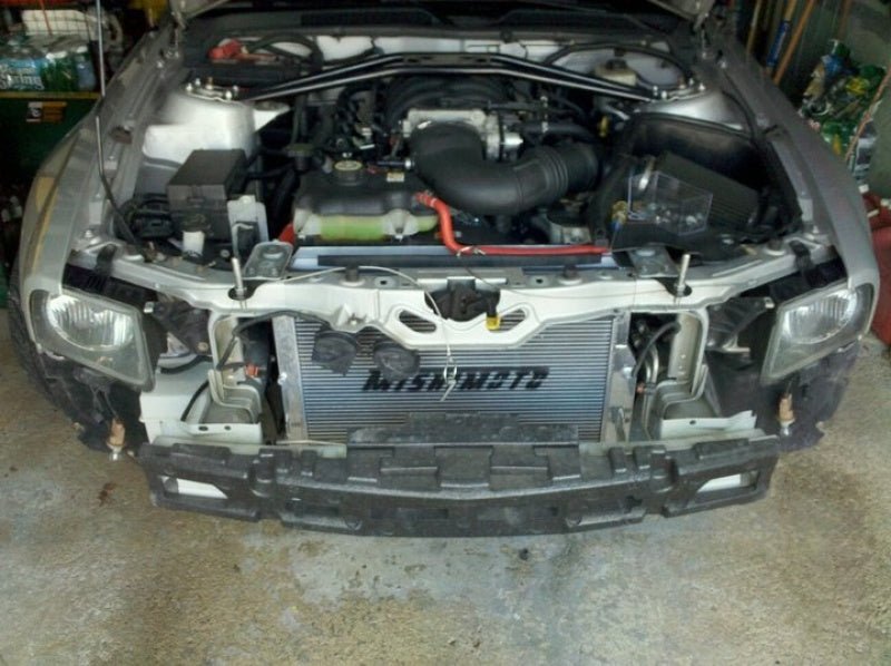 Mishimoto 05+ Ford Mustang Manual Aluminum Radiator - JDMuscleShop the look 2misMMRAD-MUS-05