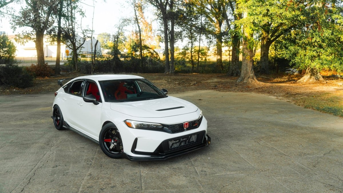 OLM Carbon Fiber Engine Hood Duct Cover - 2023+ Honda Civic Type R - JDMuscleOLMB.19013.1