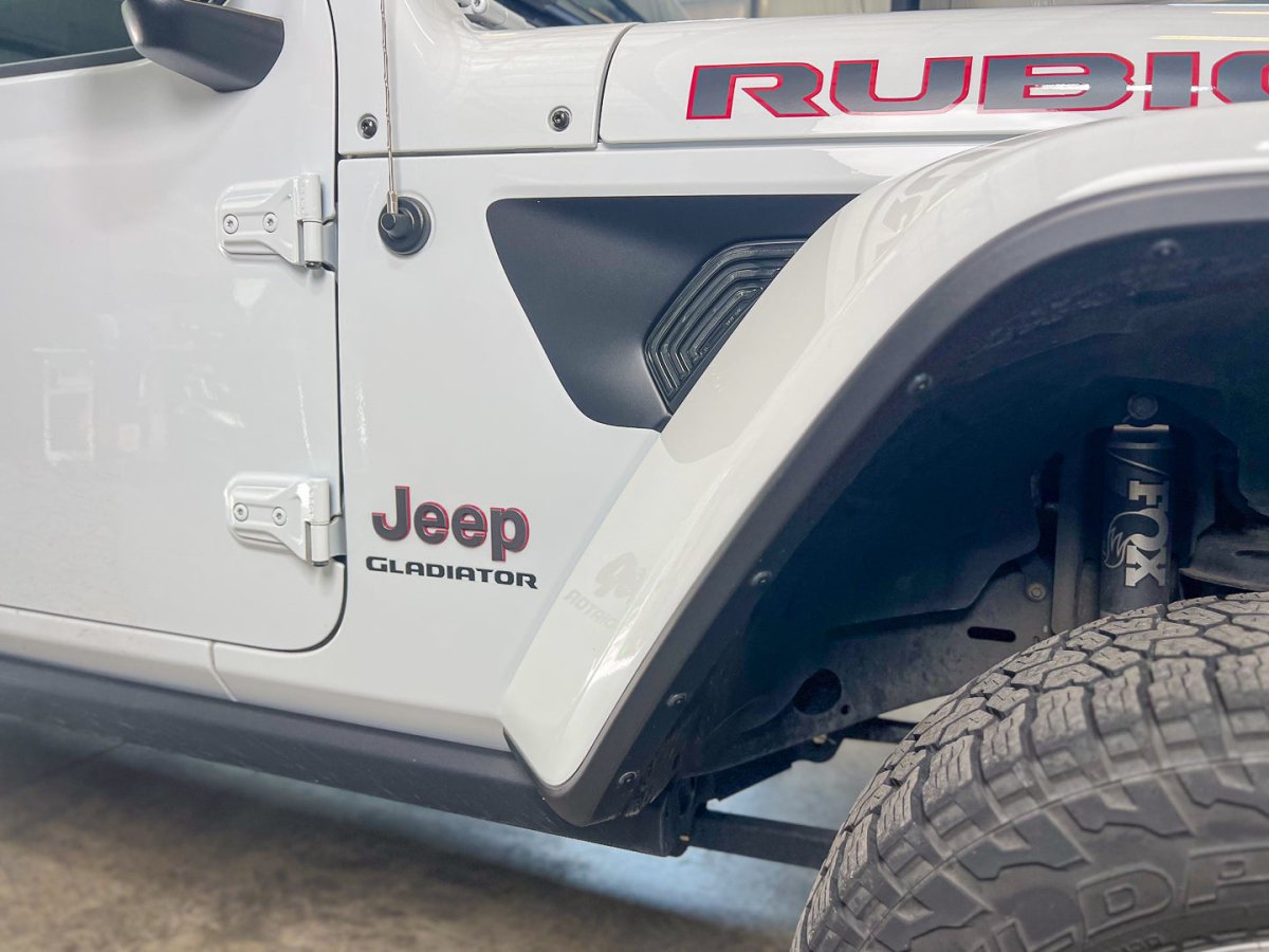 OLM LED Fender Vent Sequential Sidemarkers - 2018+ Jeep Wrangler - JDMuscleOLME.23005.1Clear