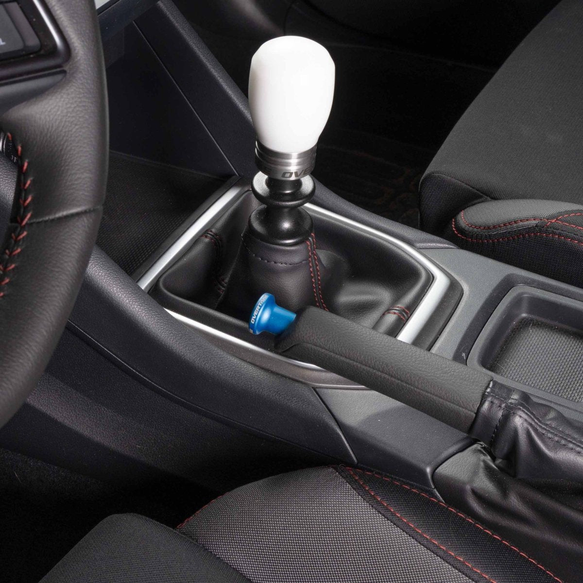 OVERTAKE [05-26 WRX, 05-21 STI, 13-26 BRZ/86] E-Brake Drift Button - JDMuscleKnobs and ButtonsA10750BLUOVERTAKE Blue