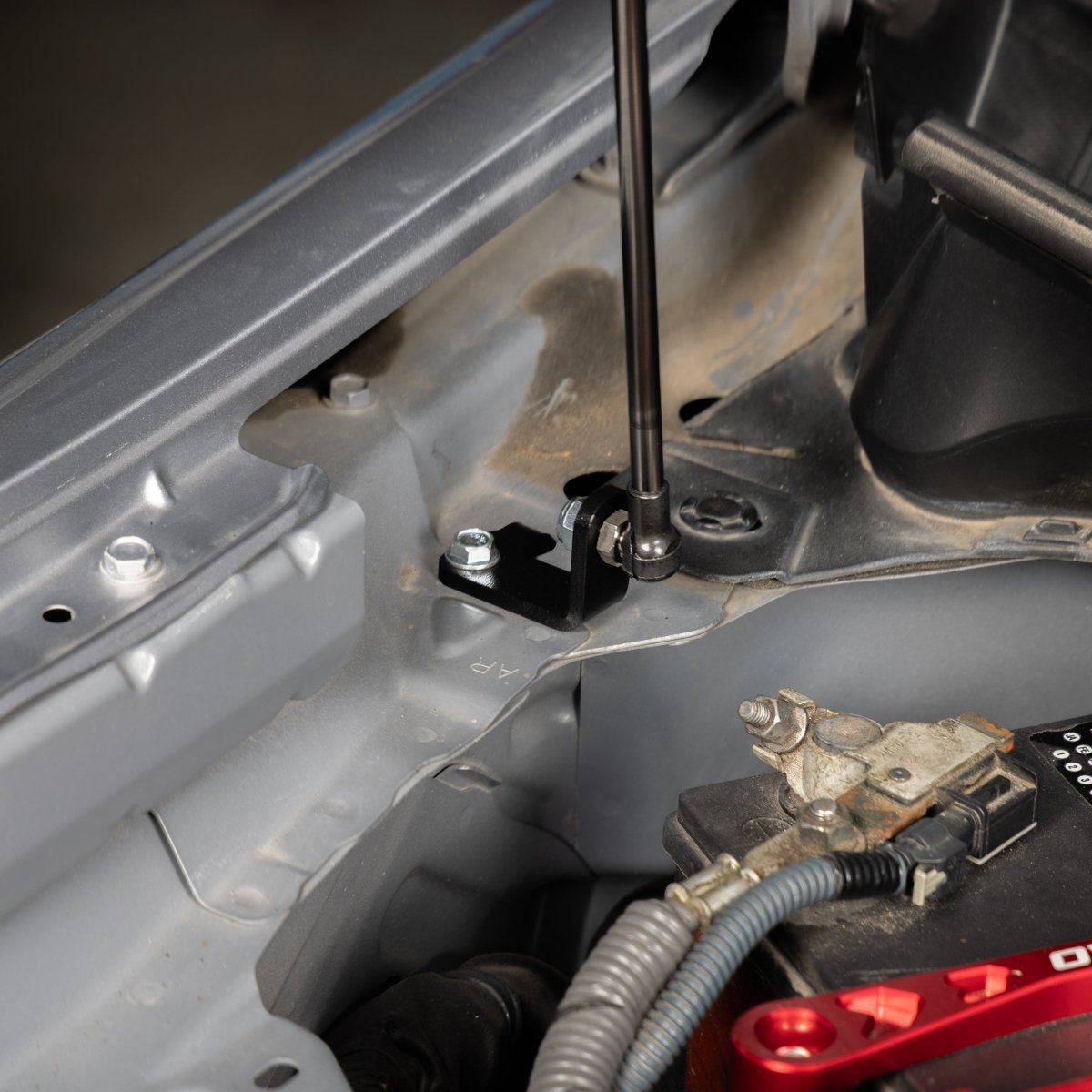 OVERTAKE Hi - Lift Hood Strut Kit - Subaru 2013 - 2020 BRZ / Toyota 2013 - 2021 FRS / GT86 - JDMuscleAccessoriesovtovtA10445