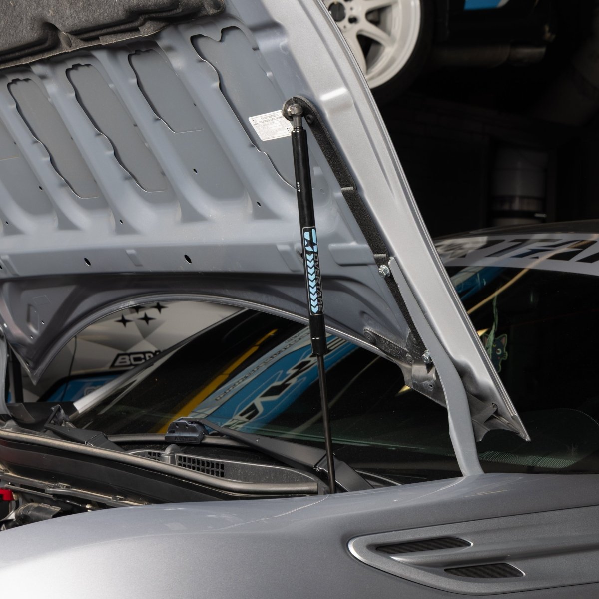 OVERTAKE Hi - Lift Hood Strut Kit - Subaru 2013 - 2020 BRZ / Toyota 2013 - 2021 FRS / GT86 - JDMuscleAccessoriesovtovtA10445