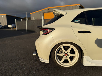 (PRE - ORDER) Mid Wing [19 - 26 TOYOTA COROLLA HATCHBACK] E210 - JDMuscleMid Wingsku-44130222768172Fiberglass