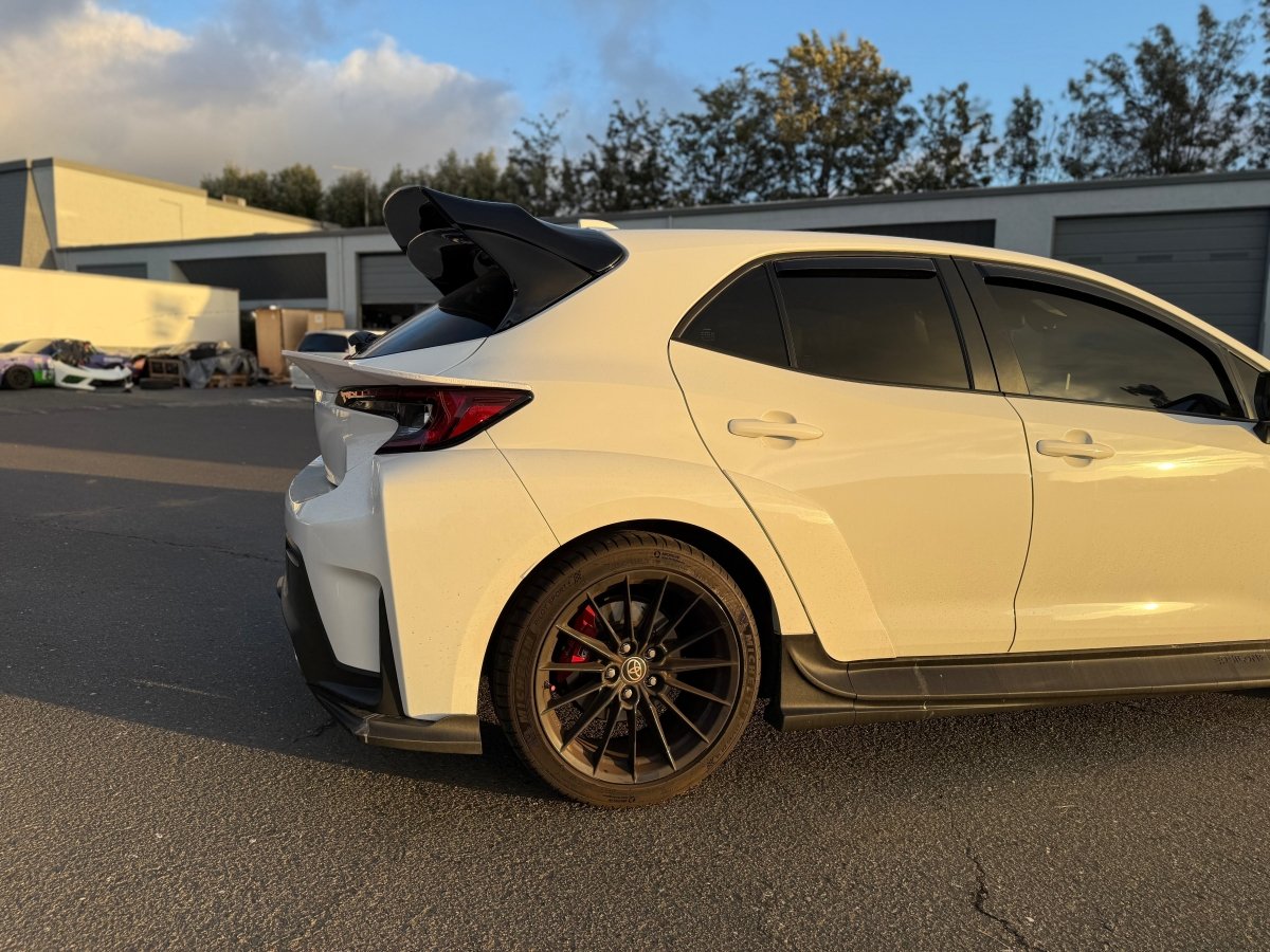 (PRE - ORDER) Mid Wing [19 - 26 TOYOTA COROLLA HATCHBACK] E210 - JDMuscleMid Wingsku-44130222768172Fiberglass