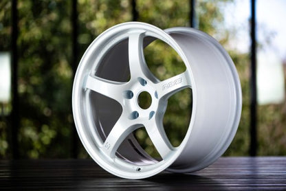 Rays 57CR Ceramic Pearl [Universal] - JDMuscleWheelsWGCRE35ECPP15X85x114.3'+35mm