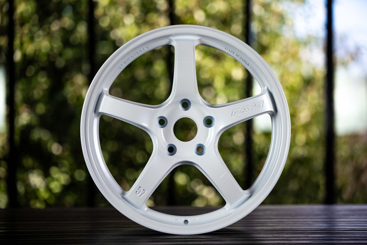 Rays 57CR Ceramic Pearl [Universal] - JDMuscleWheelsWGCRAC12ECPP18X10.55x114.3'+12mm