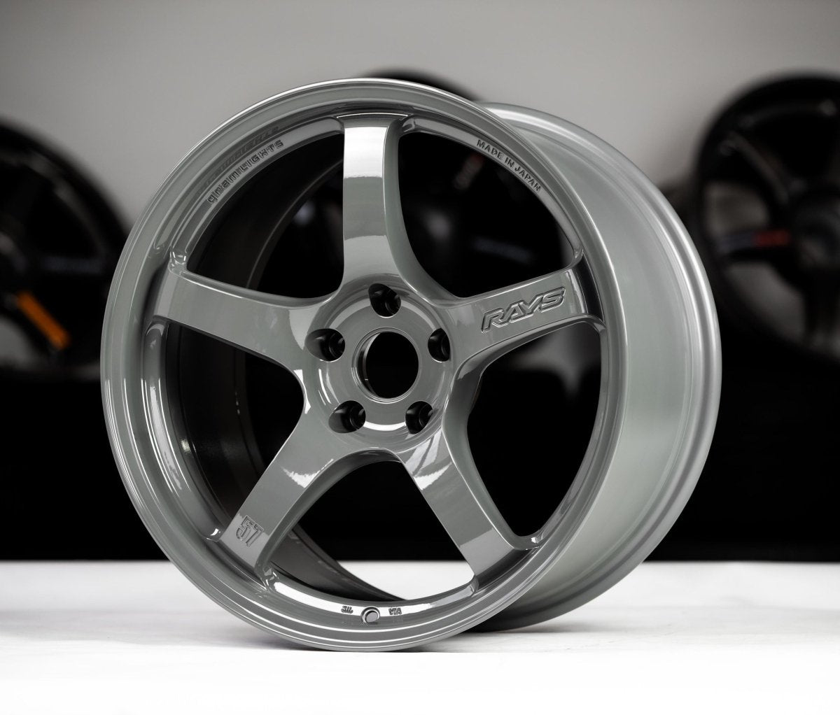 Rays 57CR Glossy Gray [Universal] - JDMuscleWheelsWGCRE35EAG15X85x114.3'+35mm