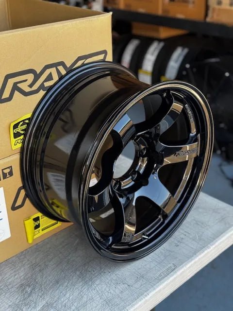 Rays 57DR Glossy Black [Universal] - JDMuscleWheelsWGIAC12EGX18X10.55x114.3'+12mm