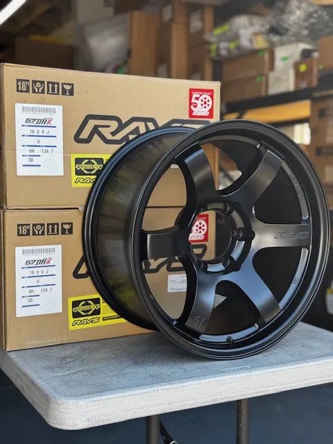 Rays 57DR Semi Gloss Black [Universal] - JDMuscleWheelsWGIQ12EH17X95x114.3'+12mm