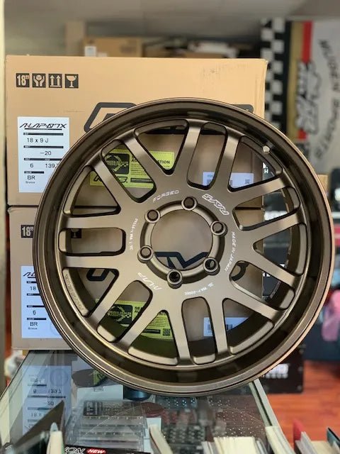 Rays Rays 07X Bronze [Universal] - JDMuscleWheelsWOXH32EA16X75x114.3'+32mm