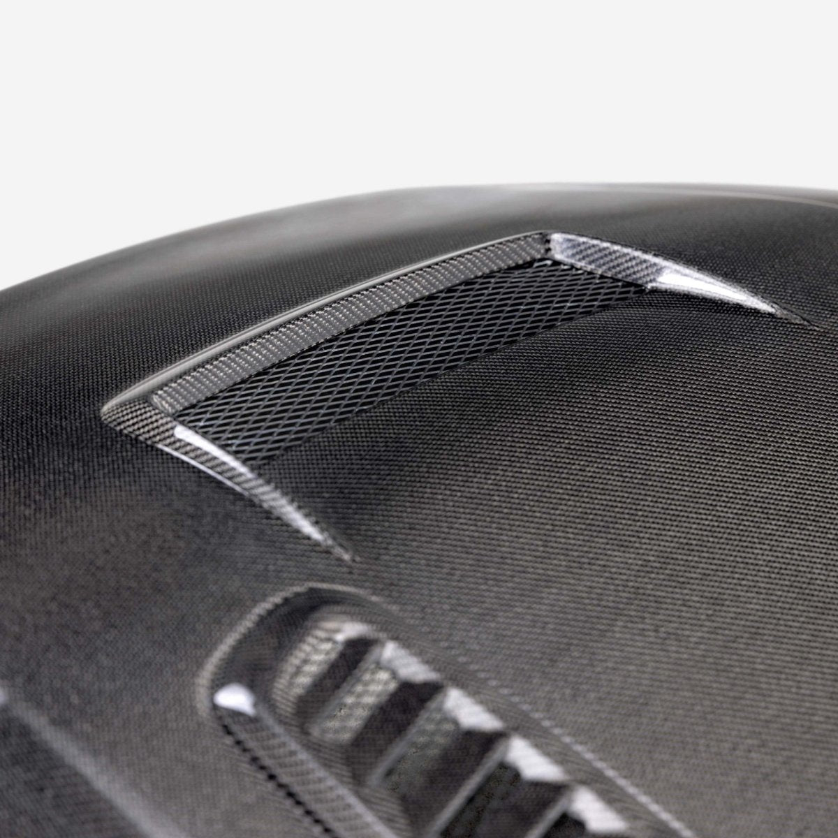 Seibon [23 Toyota GR Corolla] VS - Style Dry Carbon Hood - Gloss Finish | HD23TYGRCOR - VS - JDMuscleHoodsseiHD23TYGRCOR-VS
