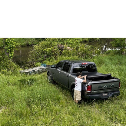 Truxedo 16-22 Titan 5ft 6in Deuce Bed Cover | 797301 - JDMuscleDress Up Hardwarestrx797301