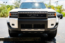 "TOYOTA" Topo Front Grille Emblem Kit - 2024+ Land Cruiser / 07 - 14 FJ Cruiser - JDMuscleEmblems24LC250-FG-TOYOTA-TPWHWhite Lines