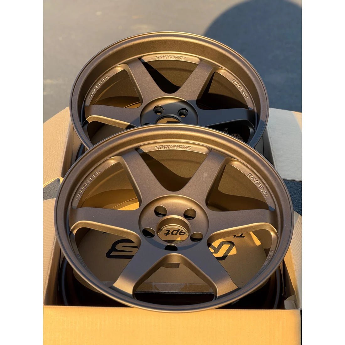 Volk Racing TE37SL Blast Bronze [Universal] - JDMuscleWheelsWVDX22WPBB18X9.55x120'+22mm