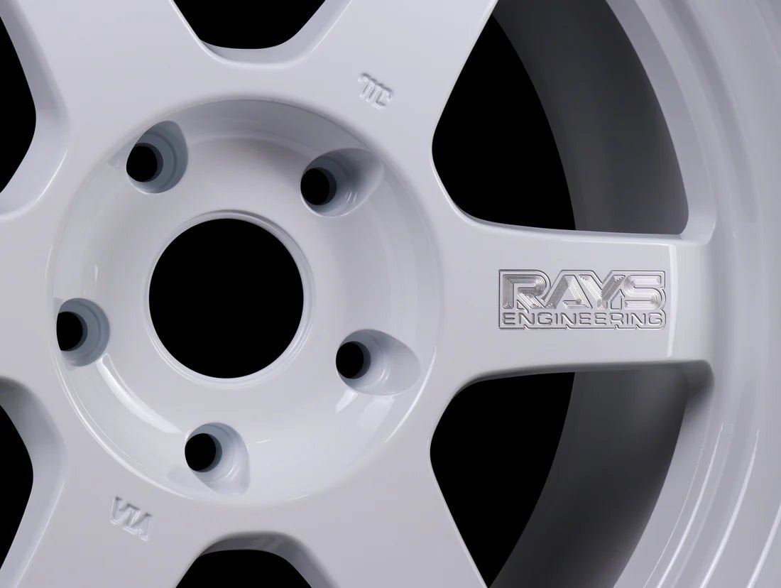 Volk Racing TE37V 10TH Anniversary Dash White [Universal] - JDMuscleWheelsWVDV1N30EDW17X7.55x114.3'+30mm