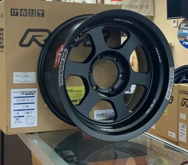Volk Racing TE37XT Blast Black [Universal] - JDMuscleWheelsWVDTP-10KBC17X8.56x139.7' - 10mm