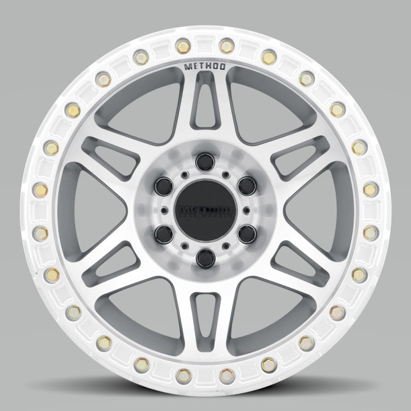 Method MR106 Beadlock 17x9 -44mm Offset 5x5 71.5mm CB Machined/Clear Coat w/BH-H24125 Wheel | MR10679050344B