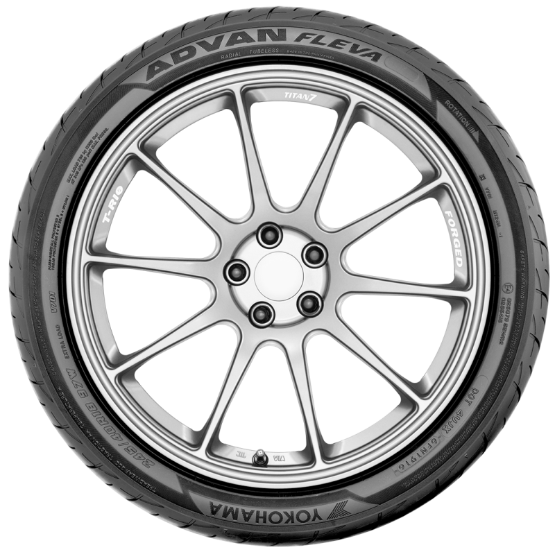 Yokohama Advan Fleva V701 Tire - 225/35R18 87W