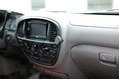 Direct Fit Phone Mount - Toyota Tundra | 2000-2006