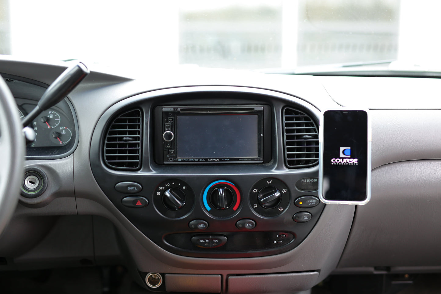 Direct Fit Phone Mount - Toyota Tundra | 2000-2006