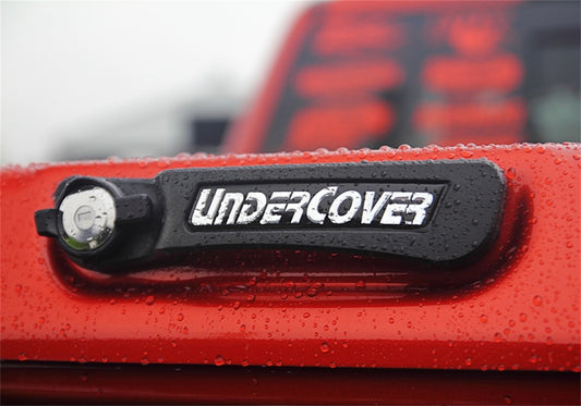 UnderCover 14-21 Tundra 5.5ft Elite LX Bed Cover Super White | UC4118L-040