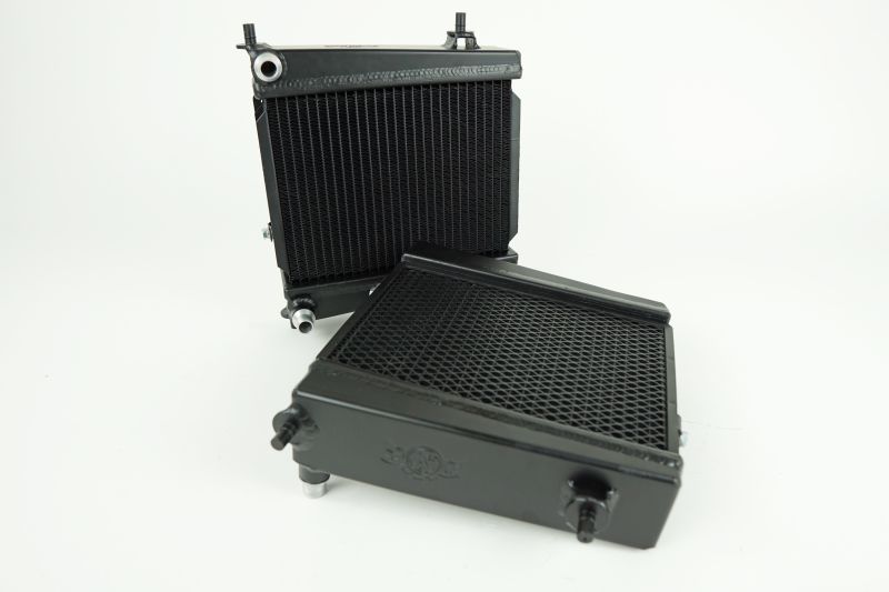 CSF High-Performance Auxiliary Radiator Toyota GR Supra 2020+ | 8179