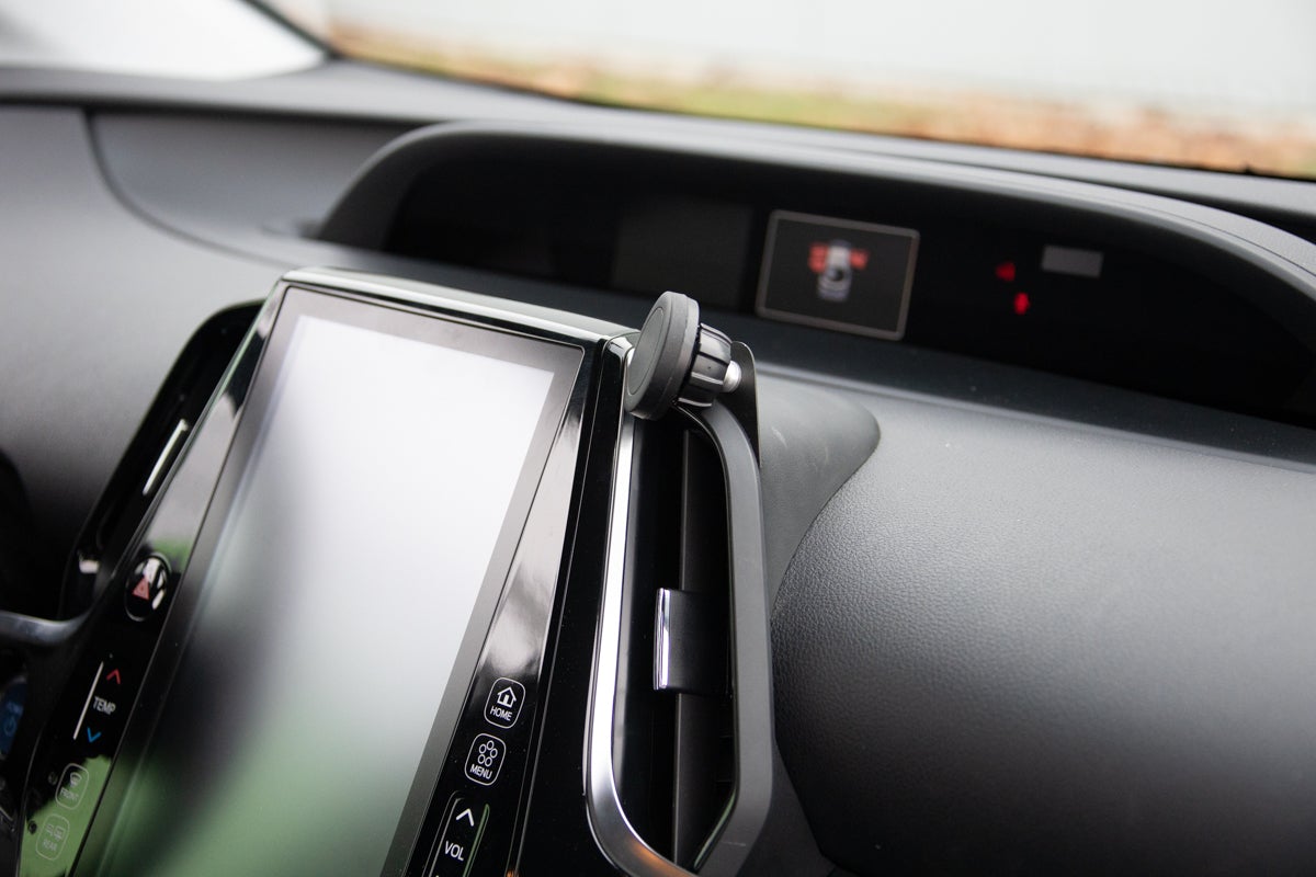 Course Motorsports Direct Fit Phone Mount - Toyota Prius | 2019+ - JDMuscleInteriorCSMCM2.90049Magnetic