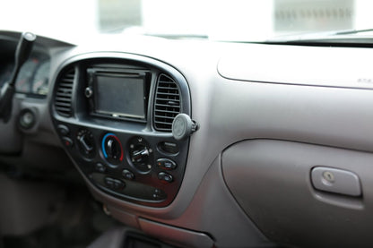 Direct Fit Phone Mount - Toyota Tundra | 2000-2006 - JDMuscleInteriorCSMCM2.90066Magnetic